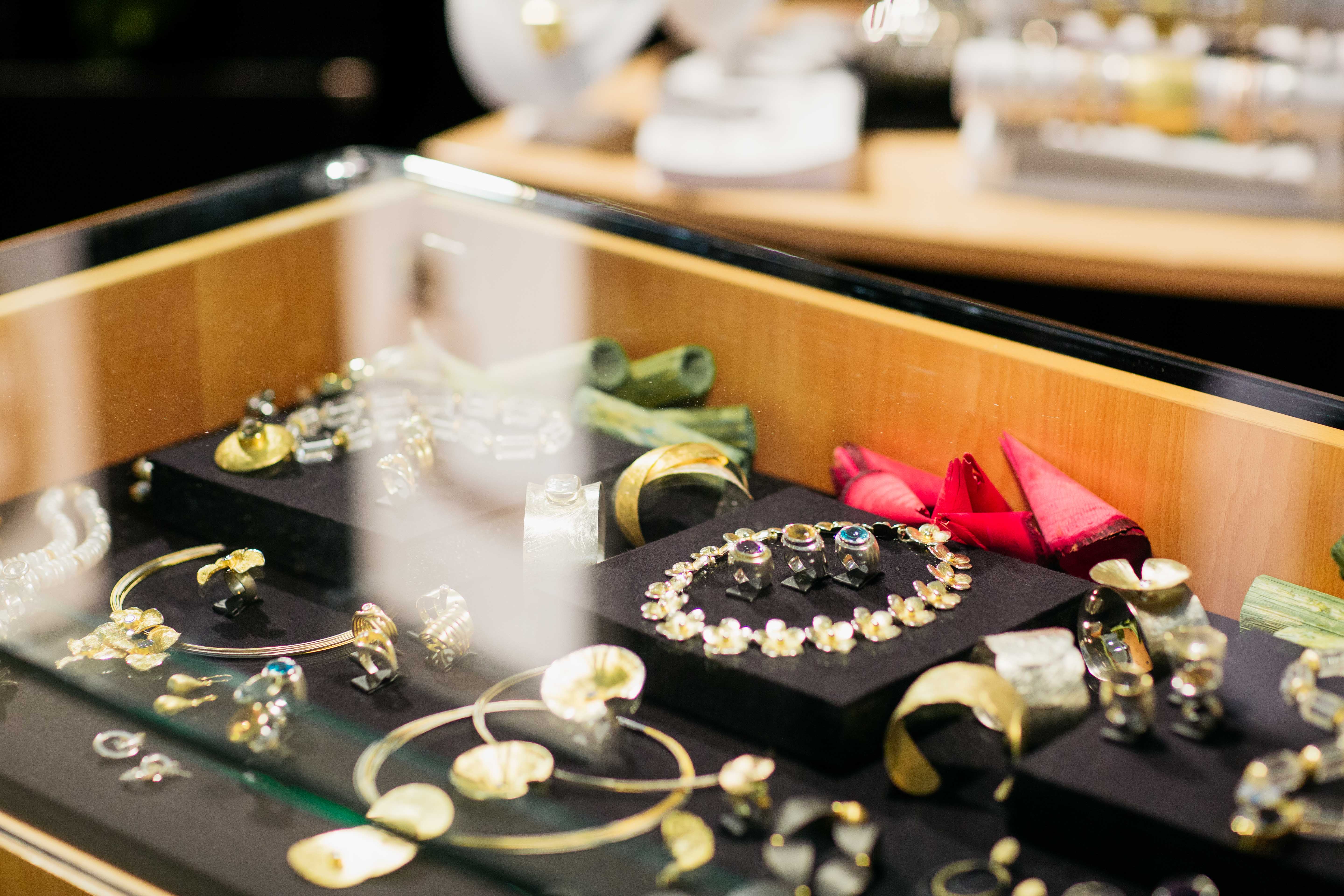 Gold- und Silber-Schmuck